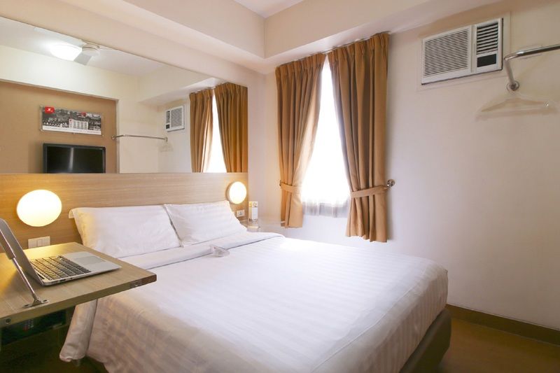 Red Planet Makati Avenue Manila Hotel Makati City Buitenkant foto